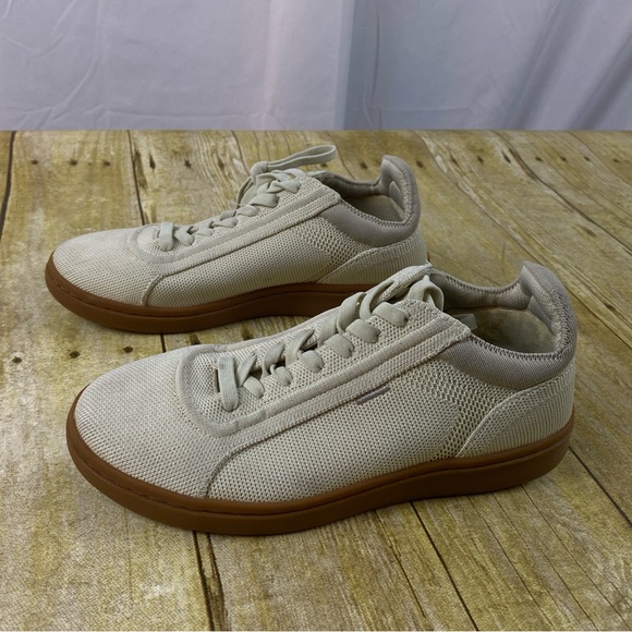 Women's‎ Athletic Sneakers - Cream and Brown - Picture 5 of 8